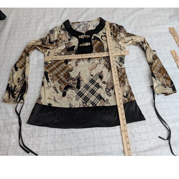 Kaelyn-Max silky stretch satin top - Picture 11 of 14